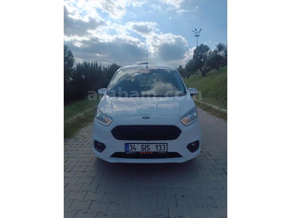 Acill Sahibinden Ford Tourneo Courier 1.5 TDCi Titanium 2023 Model
