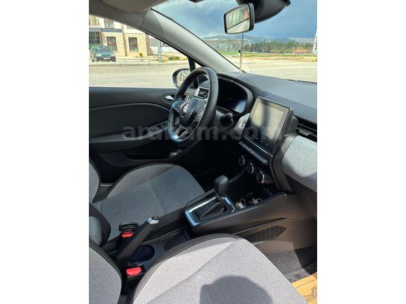 Sahibinden Renault Clio 1.0 TCe Evolution 2024 Model