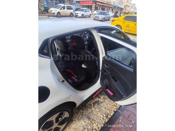 Sahibinden Renault Clio 1.5 dCi Joy 2015 Model