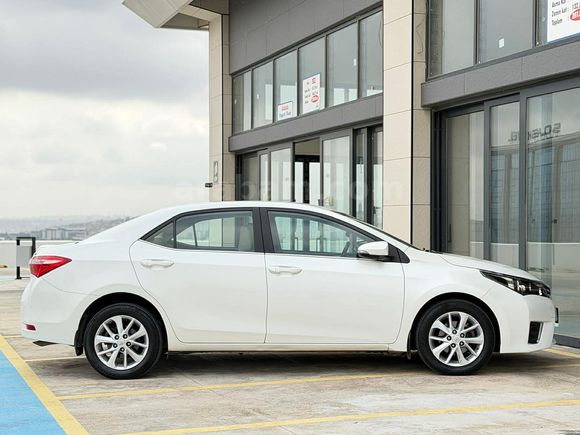 İLK SAHİBİ 2014 COROLLA 1.6 ADVANCE 121 BİN'DE SERVİS BAKIMLI +