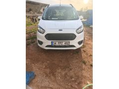 Sahibinden Ford Tourneo Courier 1.5 TDCi Delux 2022 Model  106.000 km Beyaz
