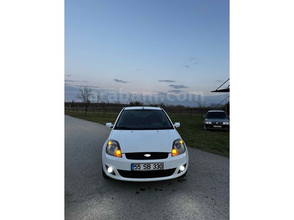 Sahibinden Ford Fiesta 1.4 TDCi Titanium 2009 Model 