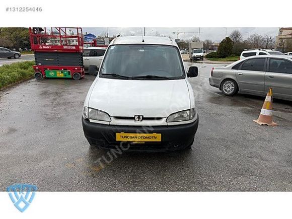 TUNÇSAN AUTO/2002 MD CITREÖN BERLİNGO ÇİFT SÜRGÜ MUAYENE SIFIR
