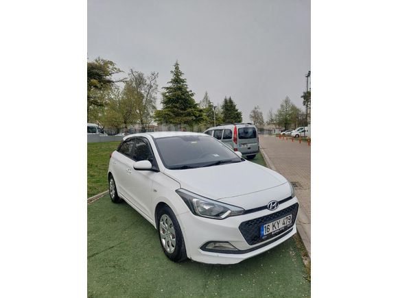 Sahibinden Hyundai i20 1.4 CRDi Jump 2016 Model Bursa 92.000 km Beyaz