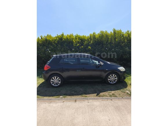 Sahibinden Toyota Auris 1.4 D-4D Elegant 2008 Model