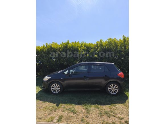 Sahibinden Toyota Auris 1.4 D-4D Elegant 2008 Model