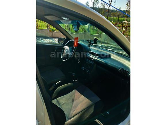Sahibinden Opel Corsa 1.5 TD 2000 Model