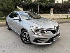 0.68 KREDİ ORANI İLE RENAULT MEGANE 1.3 TCE TOUCH 52.000 KM