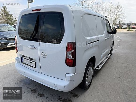 FİAT ANA BAYİİ EFSANE İZMİT -2023 OPELCOMBO CARGO ELEG XL 6100KM