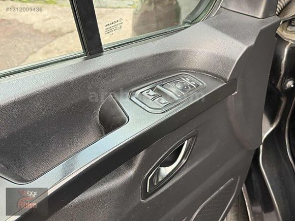 8+1 2023 Otomobil Ruhsatlı 164bin Km'de %20KDV 2.0 Otomatik170HP