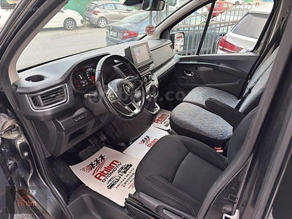 8+1 2023 Otomobil Ruhsatlı 164bin Km'de %20KDV 2.0 Otomatik170HP