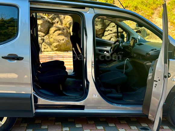Sahibinden Peugeot Rifter 1.5 BlueHDI Allure 2025 Model