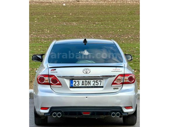 Sahibinden Toyota Corolla 1.4 D-4D Comfort Extra 2011 Model  333.000 km Gri (metalik)