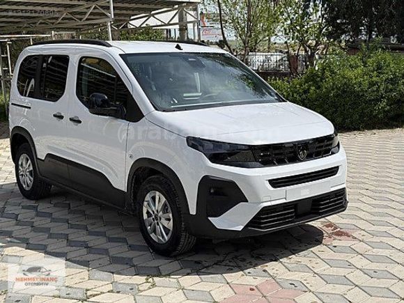 2026 MODEL PEJO PARTNER OTOMATİK 0 KM HATASIZ 4 CAM OTOMATİK