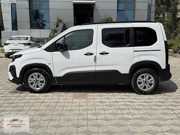 2026 MODEL PEJO PARTNER OTOMATİK 0 KM HATASIZ 4 CAM OTOMATİK