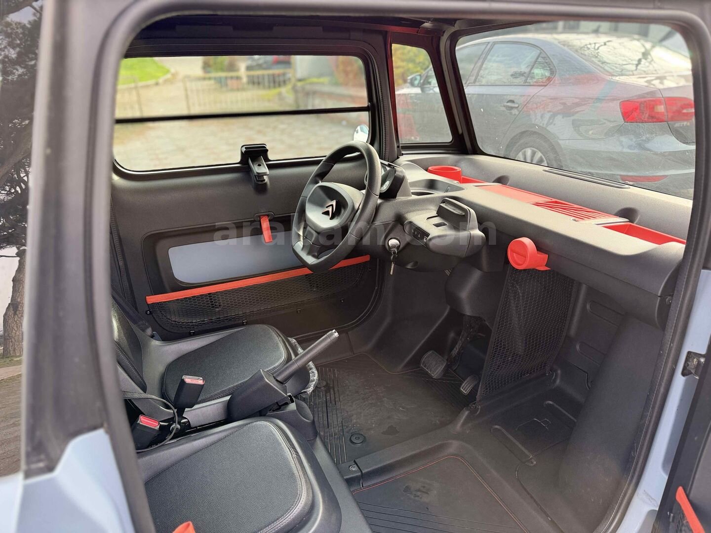 Galeriden Citroen AMİ My Ami Pop 2023 Model İstanbul 6.000 km Mavi 4