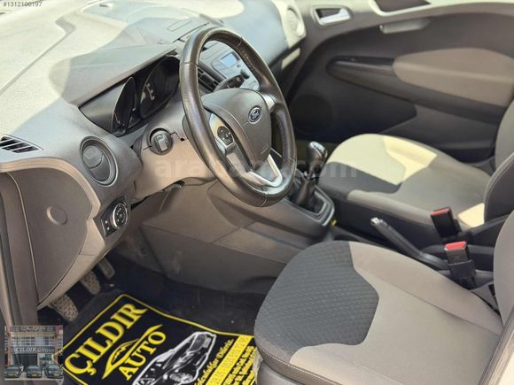ÇILDIR AUTO'DAN 2021 FORD COURİER 1.5 TDCİ DELUX 38 BİN KM