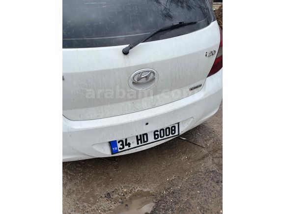 Sahibinden Hyundai i20 1.4 CRDi Team 2011 Model 