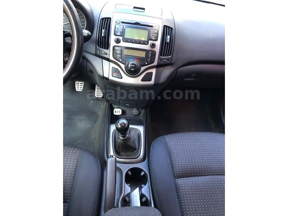 Sahibinden Hyundai i30 1.6 CRDi Mode 2009 Model 
