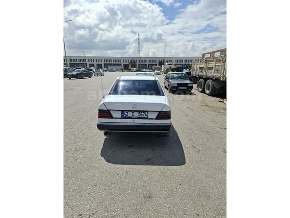 Sahibinden Mercedes - Benz 200 E 1989 Model