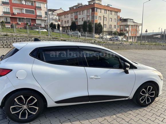 Sahibinden Renault Clio 1.5 dCi Joy 2015 Model 