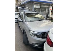 İLK SAHİBİNDEN SADECE 19 BİN KM’DE BOYASIZ 1.5 DCİ STEPWAY