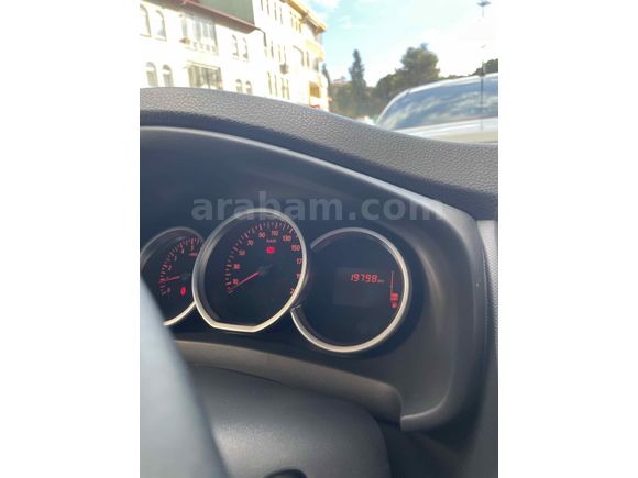 İLK SAHİBİNDEN SADECE 19 BİN KM’DE BOYASIZ 1.5 DCİ STEPWAY