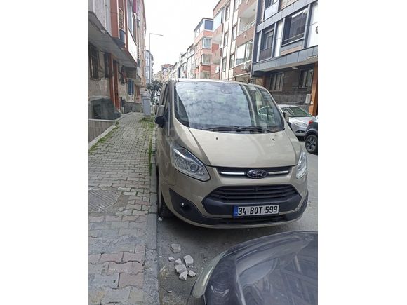 Sahibinden Ford Tourneo Custom 2.2 TDCi 300 L Titanium Plus 2012 Model