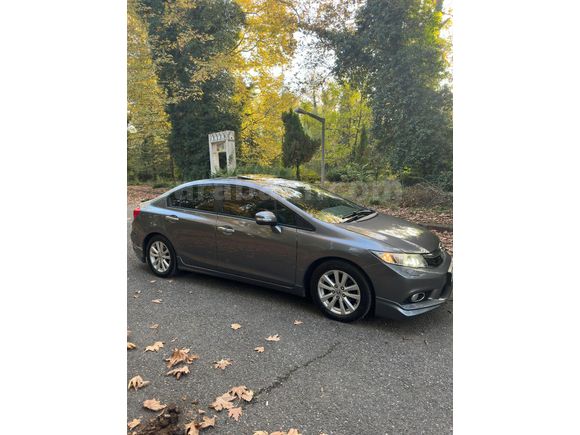 Sahibinden Honda Civic 1.6i VTEC Eco Elegance 2012 Model