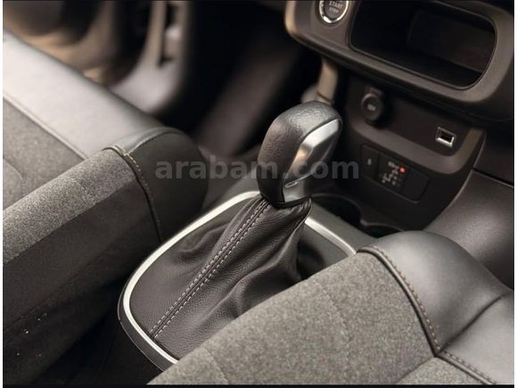 Sahibinden Citroen C3 1.2 PureTech Shine 2023 Model