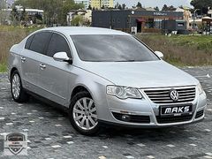 2006 MODEL VW PASSAT 1.6 FSİ MANUEL COMFORTLİNE KUSURSUZ