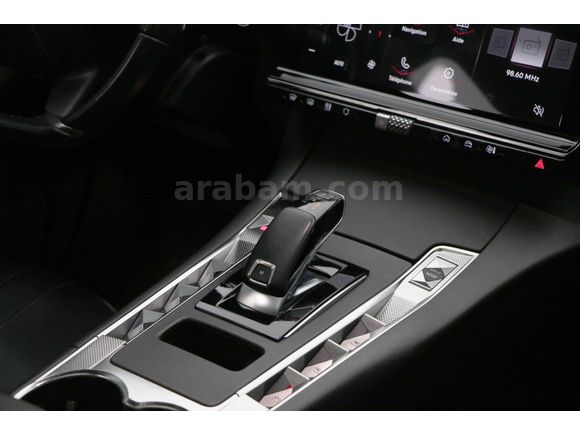 Galeriden DS Automobiles DS7 Crossback 1.6 THP PureTech So Chic Opera 2022 Model Sakarya