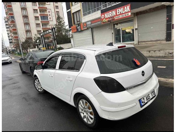 Galeriden Opel Astra 1.4 Enjoy 2010 Model Batman