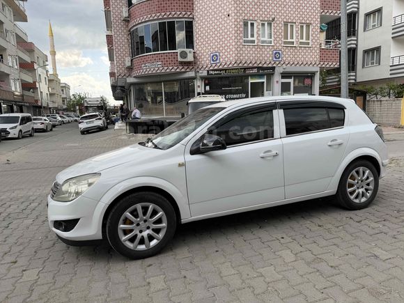 Galeriden Opel Astra 1.4 Enjoy 2010 Model Batman