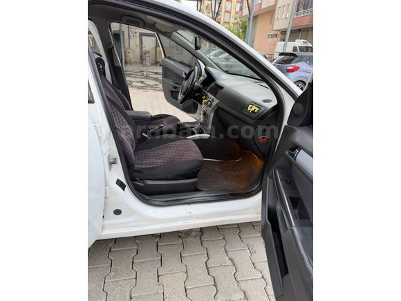 Galeriden Opel Astra 1.4 Enjoy 2010 Model Batman