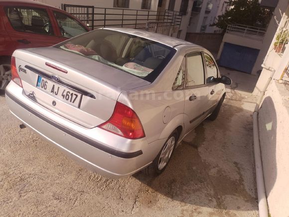 Sahibinden Ford Focus 1.6 Comfort 2004 Model