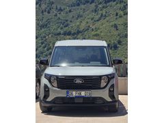 Sahibinden Ford Tourneo Courier 1.0 EcoBoost Deluxe 2025 Model