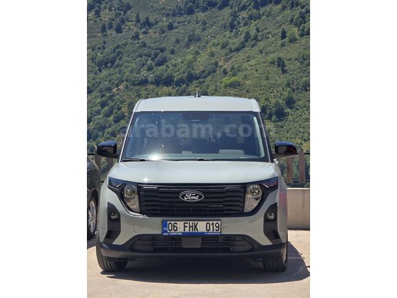 Sahibinden Ford Tourneo Courier 1.0 EcoBoost Deluxe 2025 Model