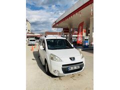 ACİLL OTOMOBİL RUHSATLI HATASIZ DÜŞÜK KM. PARTNER TEPEE