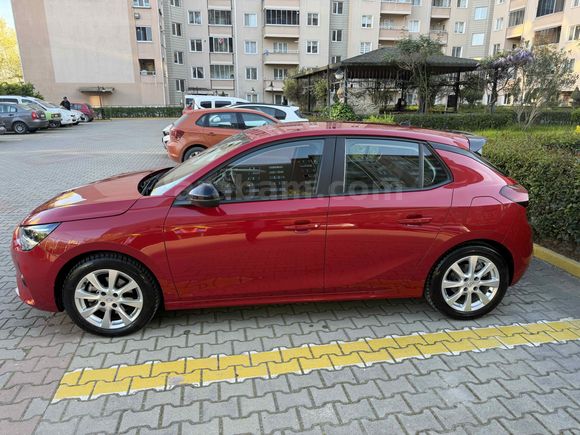 Sahibinden Opel Corsa 1.2 T Edition 2022 Model  33.000 km Kırmızı
