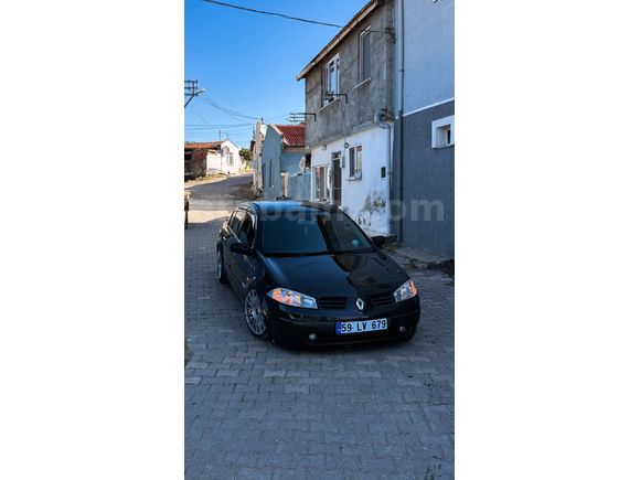 Sıfır motor Sahibinden Renault Megane 1.6 Dynamique 2005 Model  