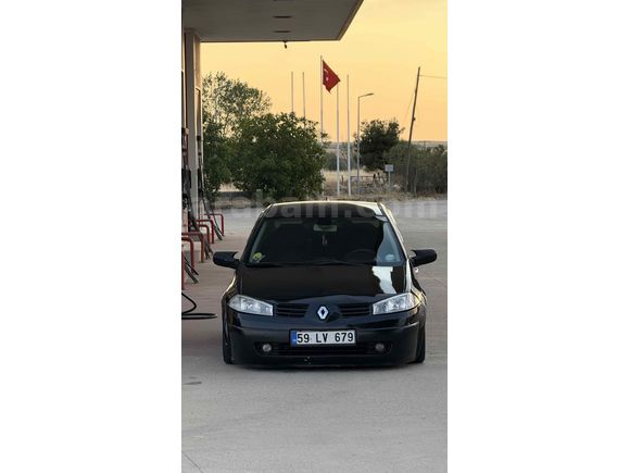 Sıfır motor Sahibinden Renault Megane 1.6 Dynamique 2005 Model  