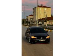 Sıfır motor Sahibinden Renault Megane 1.6 Dynamique 2005 Model  