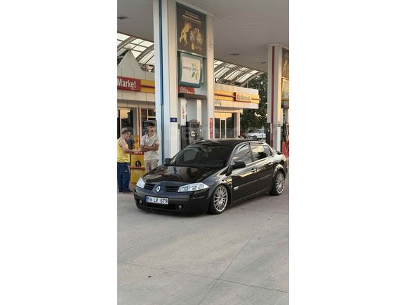 Sıfır motor Sahibinden Renault Megane 1.6 Dynamique 2005 Model  