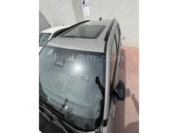 Sahibinden Subaru Forester 2.0i e-boxer Style 2024 Model 