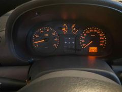 Sahibinden Renault Clio 1.4 RNA 2000 Model 