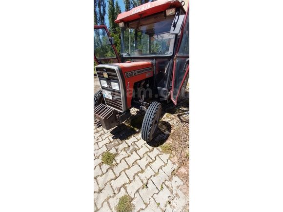 240 S EFSANE ORJİNAL-ASKI PEDAL -TUTULAN TRAKTÖR*ACİL SATILIK *