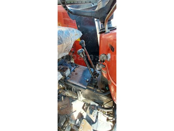 240 S EFSANE ORJİNAL-ASKI PEDAL -TUTULAN TRAKTÖR*ACİL SATILIK *