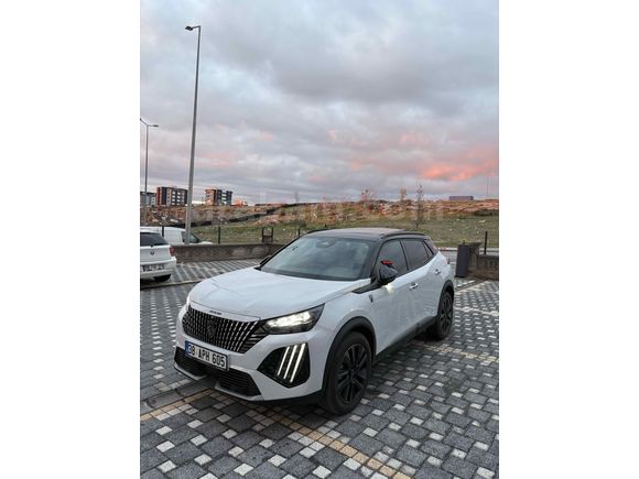 Sahibinden Peugeot 2008 1.2 Hybrid gt 2025 Model 