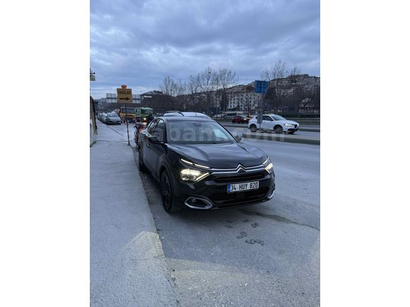 Sahibinden Citroen C4 X 1.2 PureTech Shine Bold 2023 Model 